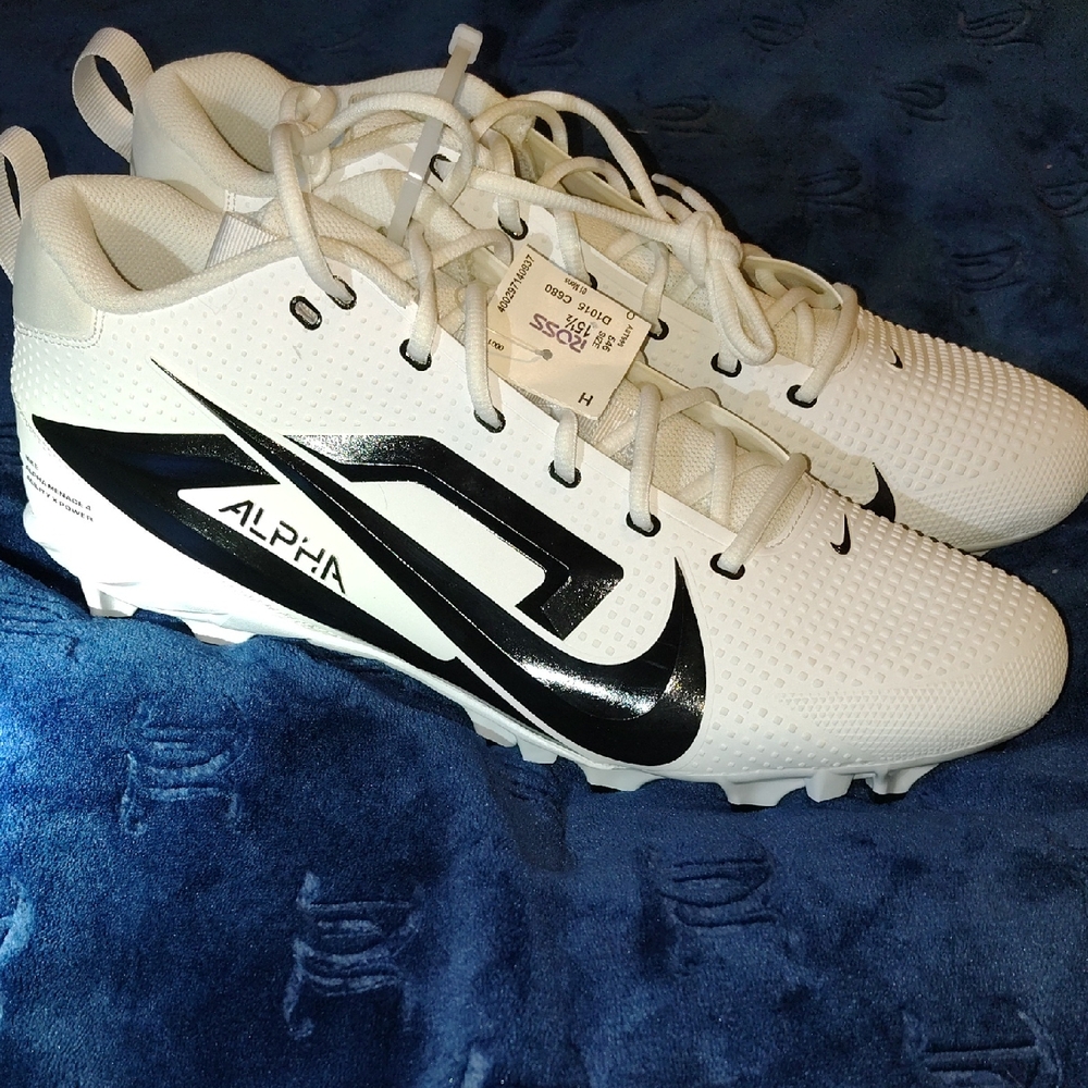 Nike Alpha Menace 4 PRO White and Black Cleats